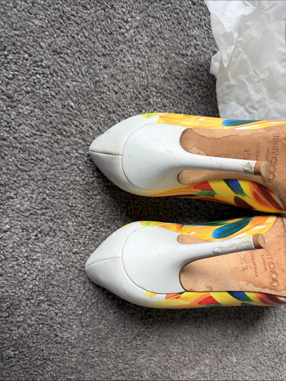 Jimmy Choo Women’s White Multicolor Pointed Toe Pumps - Picture 12 of 13